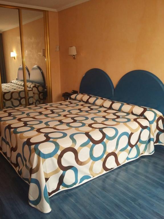 Hotel Villapaloma La Virgen del Camino Phòng bức ảnh